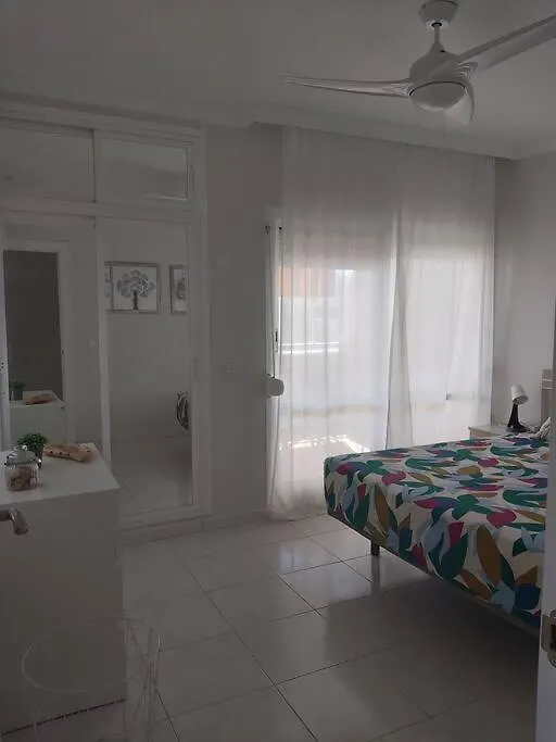 360° Seaview Benalbeach Apartment 贝纳尔马德纳